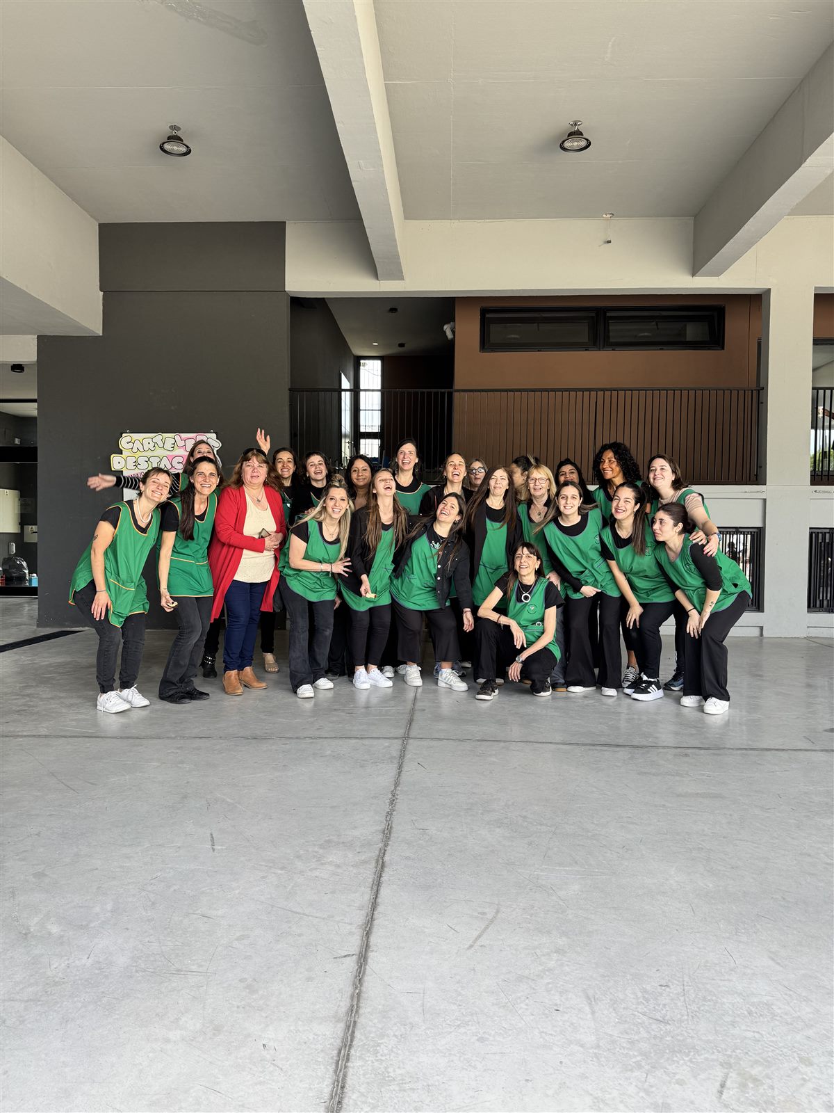 Equipo docente y no docente de Elumar